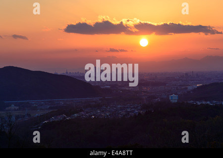 La città di Nagoya al crepuscolo Foto Stock