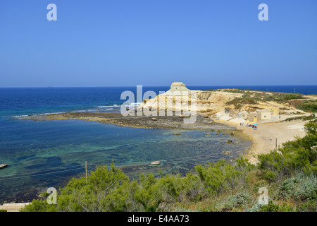 Spiaggia a Xwejni Bay, Żebbuġ, Gozo (Għawdex), Gozo e Comino distretto, Gozo Regione, Repubblica di Malta Foto Stock