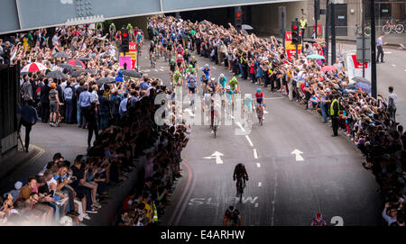 Londra, Gran Bretagna il 7 luglio il Tour de France corsa di ciclismo, Fase 3 - Cambridge a Londra. Foto Stock