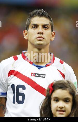 Salvador, Brasile. 5 Luglio, 2014. Cristian Gamboa (CRC) Calcio/Calcetto : Coppa del Mondo FIFA Brasile 2014 quarti di finale match tra Paesi Bassi 0(4-3)0 Costa Rica a Arena Fonte Nova stadium in Salvador, Brasile . Credito: AFLO/Alamy Live News Foto Stock