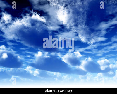 Cumulus nubi soaring sul cielo blu scuro Foto Stock