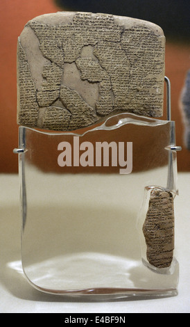 Trattato di Kadesh, 1269 BC. Egyptian-Hittite trattato di pace tra Ramesse II e Hattusilis III. In terracotta. Hittita versione. Foto Stock