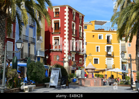 Ristoranti sul lungomare, Villajoyosa (La Vila Joiosa), Costa Blanca, Alicante provincia, il Regno di Spagna Foto Stock