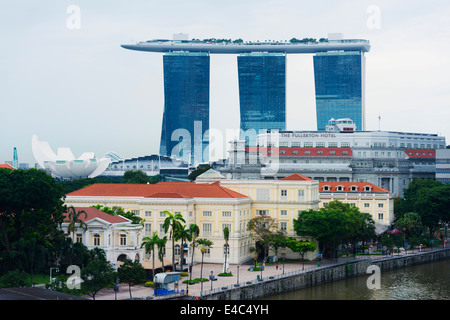 Il Sud Est asiatico, Singapore, Marina Bay Sands Hotel e Fullerton Hotel Foto Stock