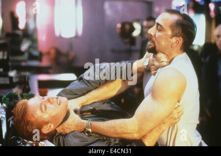 Bacio di morte 1995 Twentieth Century Fox Film con Nicholas Cage a destra e David Caruso Foto Stock