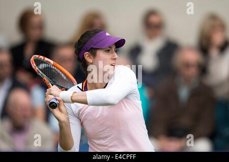 AEGON International 2014- Eastbourne - Inghilterra, Christina Mchale NEGLI STATI UNITI D' AMERICA in azione giocando a due mani scritto contro Su-Wei Hs Foto Stock