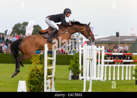 Show Jumping concorso al grande spettacolo dello Yorkshire 2014 Foto Stock