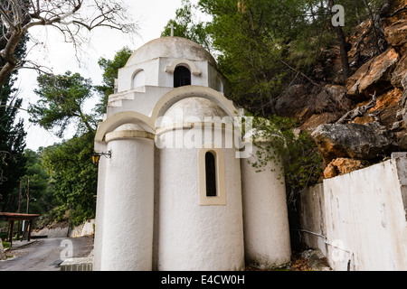 Una piccola chiesa greco ortodossa in Poros Island in Grecia Foto Stock