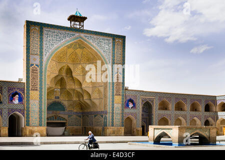 La Moschea Shah, o Imam moschea o Jameh Abbasi moschea, su Maydan-e l Imam, o Maydan-e Shah o Maydan-e Naqsh-e JAHAN Foto Stock