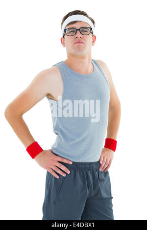 Geeky hipster in posa di abbigliamento sportivo Foto Stock