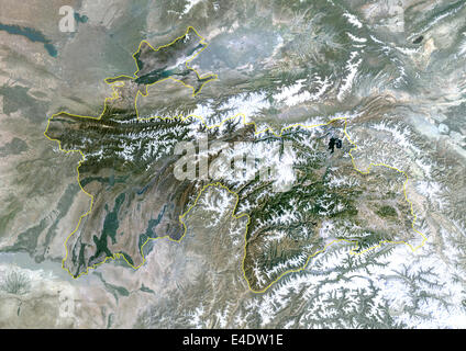 Il Tagikistan, Asia, True Color satellitare immagine con bordo e maschera. Vista satellitare del Tagikistan (con bordo e maschera). Questo im Foto Stock