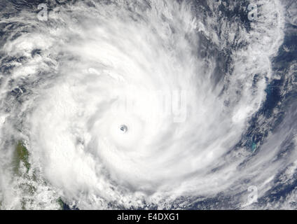 Il ciclone Gafilo, Oceano Indiano, nel 2004, vero colore immagine satellitare. Tropical ciclone Gafilo sull'Oceano Indiano, a nord-ovest di Foto Stock