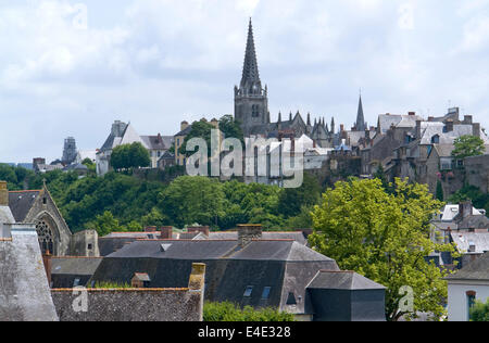 Vista sulla città di Vitre in Bretagna, Francia Foto Stock