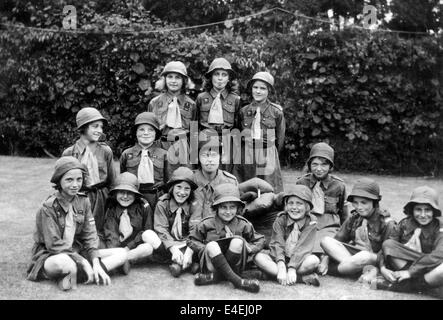 Brownie Girl Guides 1938 Guida gruppo 1930s uk Foto Stock