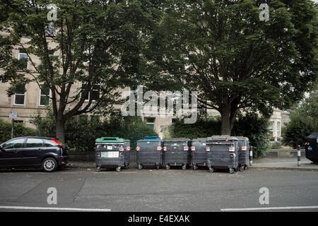 Scomparti di grandi dimensioni in una strada di Edinburgo area Marchmont Foto Stock