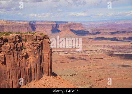 Grandview Point si affacciano, isole nel cielo, il Parco Nazionale di Canyonlands, Utah, Stati Uniti d'America Foto Stock