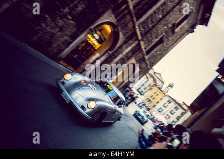 Porsche 356 1500 GS Carrera da 1956 a Mille Miglia - Classic Car Race, Brescia, Italia 2014 Foto Stock