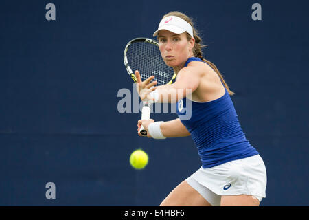 Johanna Konta - AEGON International 2014- Eastbourne - Inghilterra, Johanna Konta di Gran Bretagna in azione giocando diretti Foto Stock