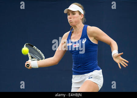 Johanna Konta - AEGON International 2014- Eastbourne - Inghilterra, Johanna Konta di Gran Bretagna in azione giocando diretti Foto Stock