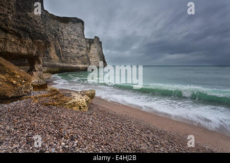 Fosche previsioni sulla costa rocciosa, Normandia, Francia Foto Stock