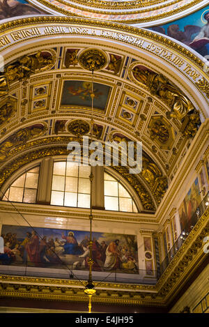 La Russia. San Pietroburgo. San Isaac. Punto di riferimento Foto Stock