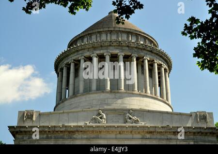 NYC: Concessione della tomba mausoleo contenente i resti Ulysses S. Grant e sua moglie Julia Cameron Dent Foto Stock