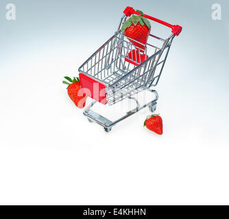 Fragola sul carrello Foto Stock
