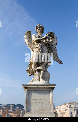 Statua del Bernini su Sant' Angelo bridge , roma, Italia Foto Stock