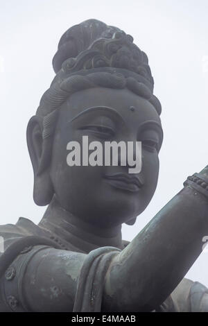 Statua del Buddha al Monastero Po Lin Lantau HK HONG Foto Stock