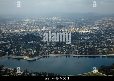 Argento serbatoio del lago e di Hollywood e Los Angeles, California, Stati Uniti d'America - aerial Foto Stock