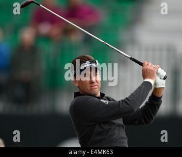 Hoylake, UK. 14 Luglio, 2014. L'apertura. Ian POULTER [ita] durante la sua pratica rotonda. Credito: Azione Sport Plus/Alamy Live News Foto Stock