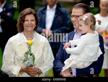 Solliden, 14-07-2014 Regina Silvia, Prince Daniel e la principessa Estelle trentasettesimo compleanno della Principessa Ereditaria Vittoria di Svezia presso il castello di Solliden RPE/Albert Nieboer// /dpa - Nessun servizio di filo- Foto Stock