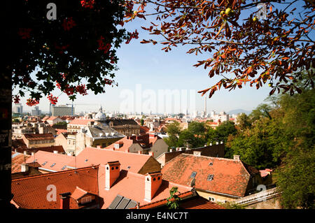 L'Europa, Croazia, Zagabria, tetti di Zagabria dal fine di Katarine Zrinske Street Foto Stock