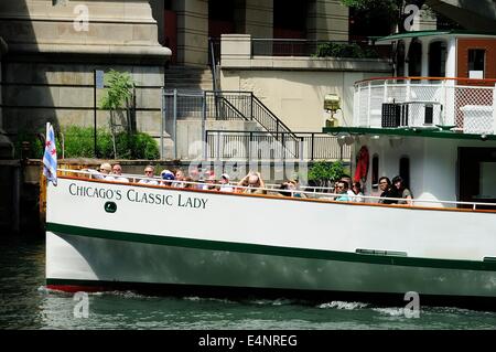 Architectural Tour in Barca crociera sul fiume Chicago. Foto Stock