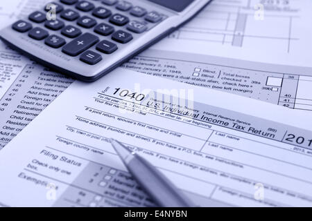 Stati Uniti imposta sul reddito federale IRS ritorno 1040 documenti Foto Stock