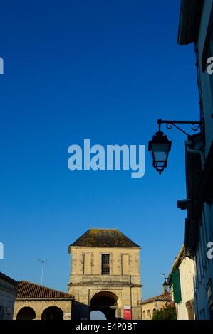 Francia, Charente Maritime, Ile de Re, Saint Martin de Re, il Gate di Campani parte delle fortificazioni di Vauban. Foto Stock