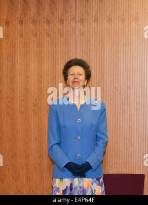 Londra, Regno Unito. Il 15 luglio 2014. Sua Altezza Reale la Principessa Anna, Princess Anne attende per dare fuori Comunità Premi Premi al Howard League per la riforma penale Conferenza Londra UK 15/7/14 Credito: Prixnews/Alamy Live News Foto Stock