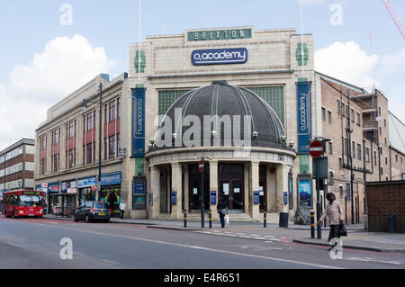 Brixton O2 Academy music venue in Stockwell Road, Londra del sud. Foto Stock