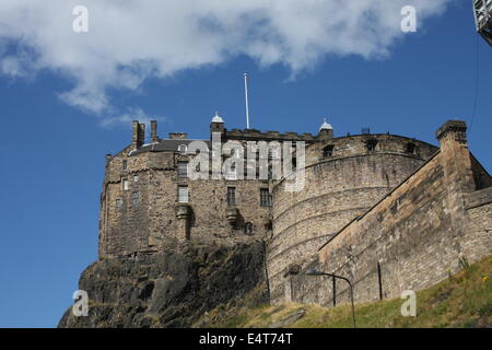 Il Castello di Edimburgo da Johnston Terrace Foto Stock