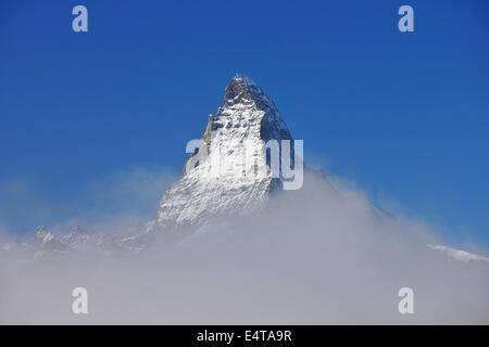 Il Cervino in nuvole, Gornergrat, Zermatt, Alpi del Vallese, Svizzera Foto Stock