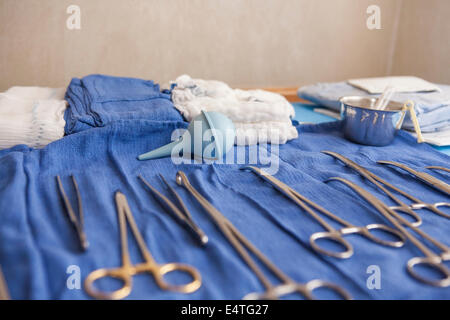 Medico strumenti di parto in ospedale Foto Stock