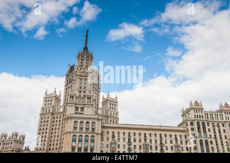 Kotelnicheskaya Embankment edificio Foto Stock