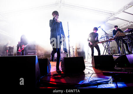 Segrate Milano Italia. Il 15 luglio 2014. Il British rock band gli orrori suona dal vivo presso il Circolo Magnolia durante 'ONU Altro Festival 2014' Foto Stock