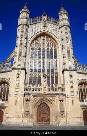 La chiesa abbaziale di San Pietro e di San Paolo,bagno in Somerset Inghilterra usualmente noto come Abbazia di Bath Foto Stock