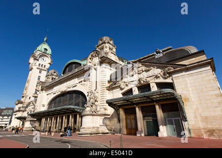 Gare de Limoges Bénédictins stazione ferroviaria Limoges FRANCIA Foto Stock