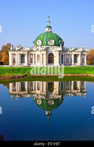 Pavilion Grotta di Kuskovo Foto Stock