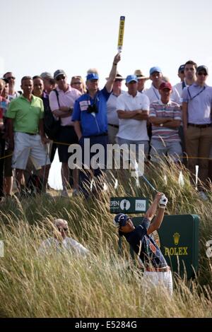 Ryo Ishikawa (JPN), 17 luglio 2014 - Golf : Ryo Ishikawa del Giappone tees off il quindicesimo foro durante il primo round del 143British Open Championship al Royal Liverpool Golf Club a Milton Keynes, Inghilterra. (Foto di Koji Aoki/AFLO SPORT) Foto Stock