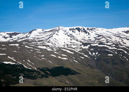 Paesaggio della Sierra Nevada in alta Alpujarras, vicino a Capileira, provincia di Granada, Spagna. Foto Stock