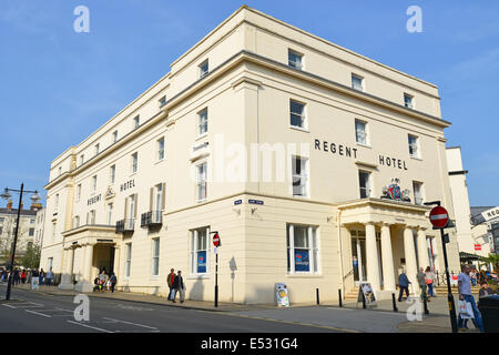 Regent Hotel, la sfilata, Royal Leamington Spa Warwickshire, Inghilterra, Regno Unito Foto Stock