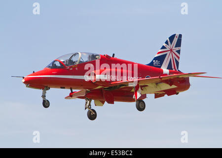 Una freccia rossa in arrivo a terra alla Airshow di Farnborough 2014 Foto Stock